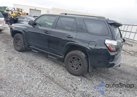 2024 Toyota 4Runner Trd Off Road Premium из США, поврежденный, VIN JTERU5JR8R6247908